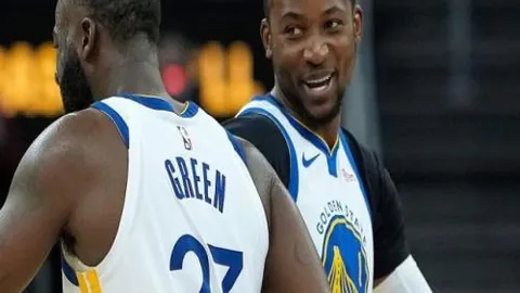 王钰栋：中超舞台磨砺实力，海外征途后回归浙江队助力，热议不断